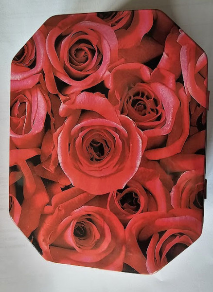 Achteckdose Roses mit Scharnier 1 St.